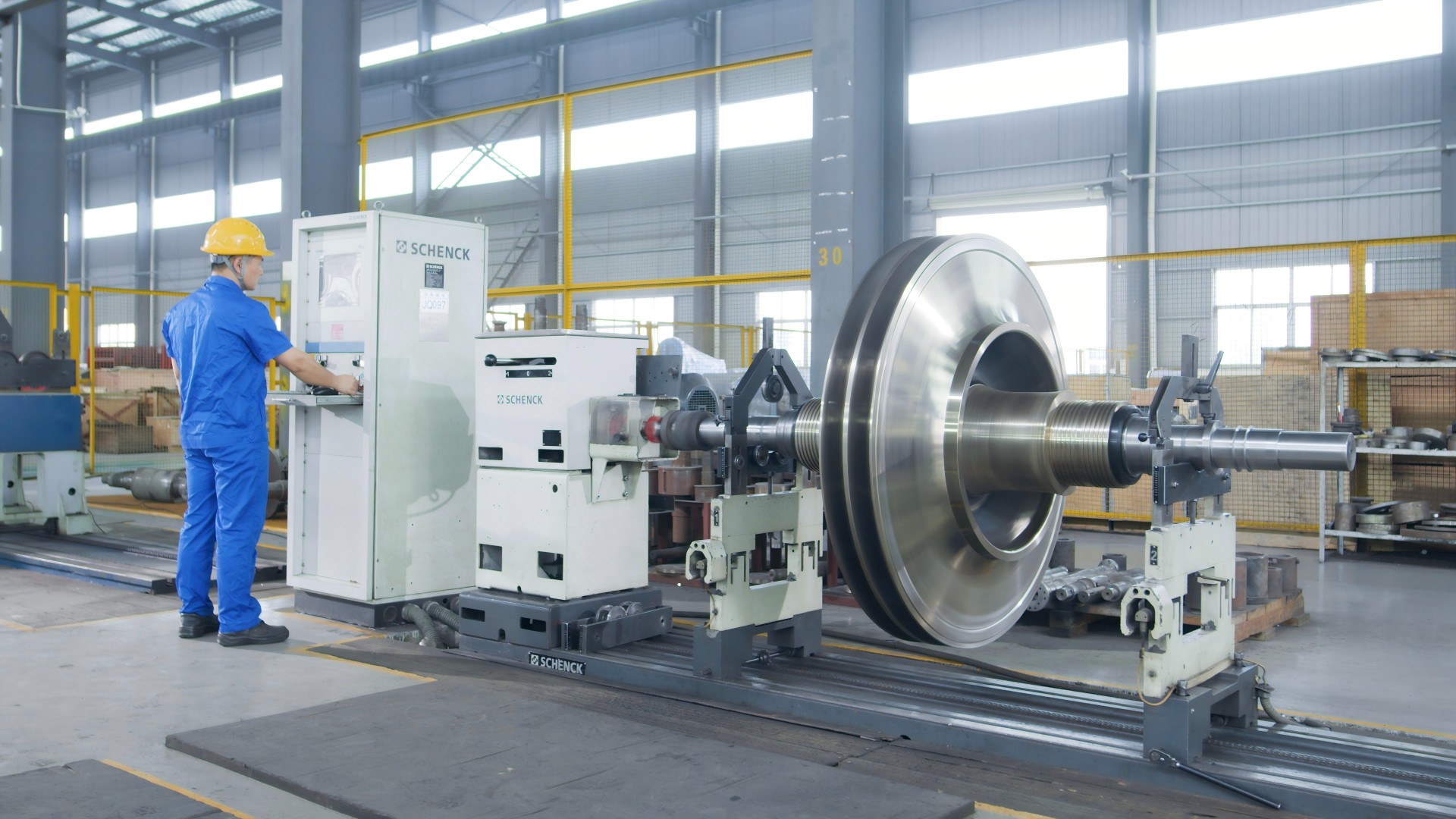 高精度動平衡機